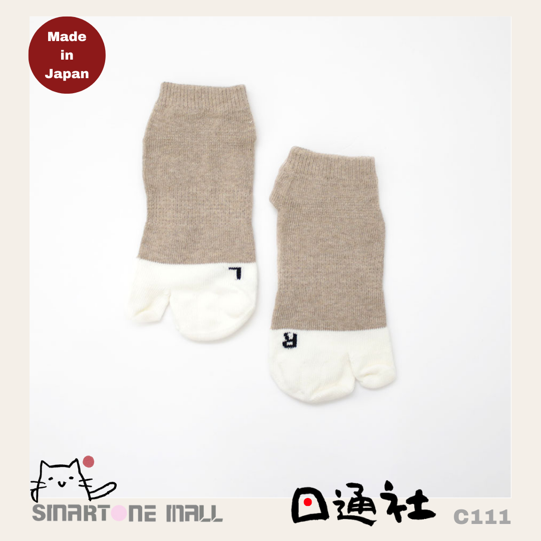 日本製:貓咪共和國—可愛貓咪五本指足袋襪 (C111) / Made in Japan: Republic of Cats—Cute Cat Five Fingers and Foot Pouch Socks (C111)