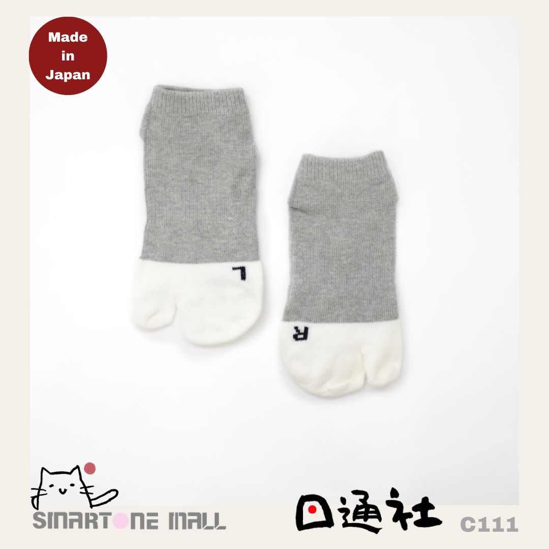 日本製:貓咪共和國—可愛貓咪五本指足袋襪 (C111) / Made in Japan: Republic of Cats—Cute Cat Five Fingers and Foot Pouch Socks (C111)