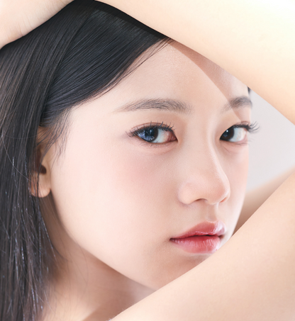 Made in Korea: SooAdor | K-pop Idol-tier Pre-Glued Segmented Eyelashes, 80 pieces with Tweezers (B3450)